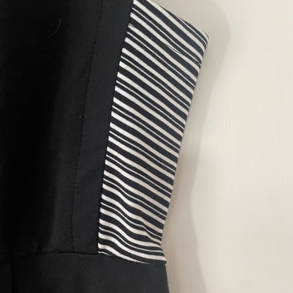 Madewell Abroad DRESS IN STRIPE-INSET TRUE BLACK Size 2 NWT - Picture 2 of 7